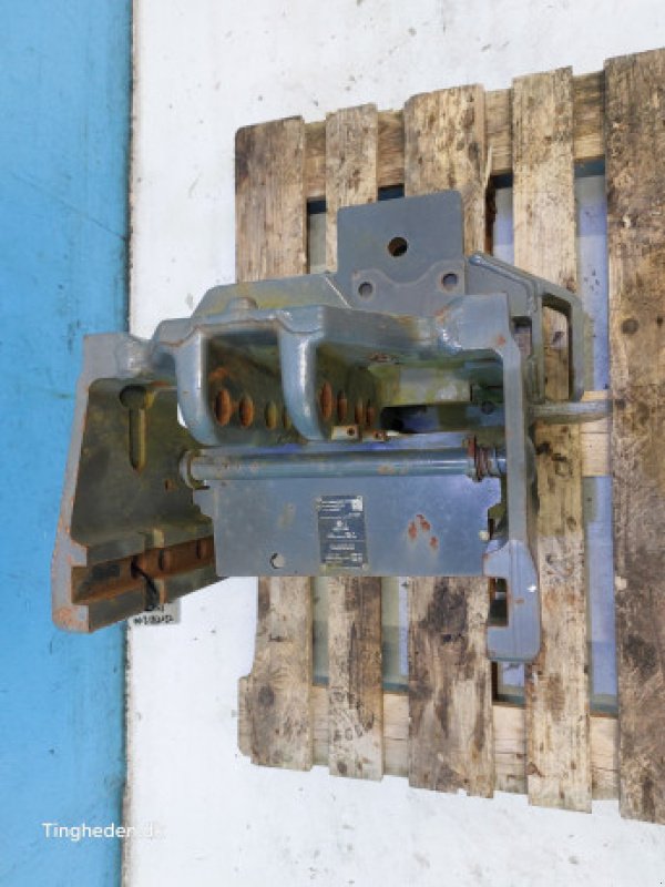 Anhängevorrichtung des Typs CLAAS Arion 500, Gebrauchtmaschine in Hemmet (Bild 16)