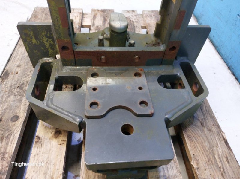 Anhängevorrichtung des Typs CLAAS Arion 500, Gebrauchtmaschine in Hemmet (Bild 4)