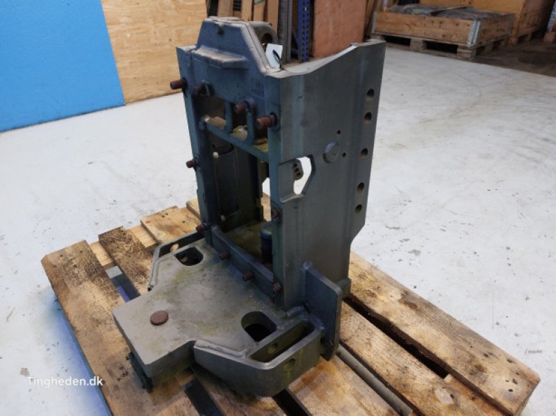 Anhängevorrichtung des Typs CLAAS Arion 600, Gebrauchtmaschine in Hemmet (Bild 11)