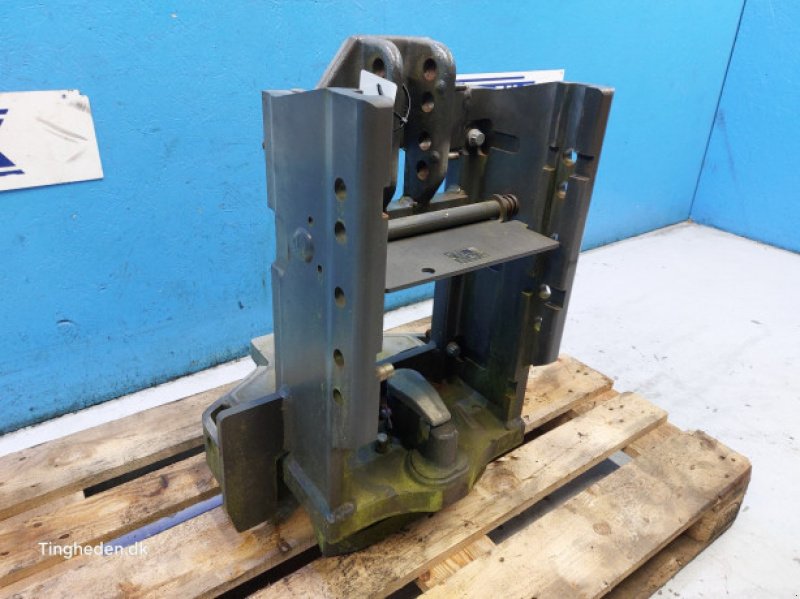 Anhängevorrichtung des Typs CLAAS Arion 600, Gebrauchtmaschine in Hemmet (Bild 2)