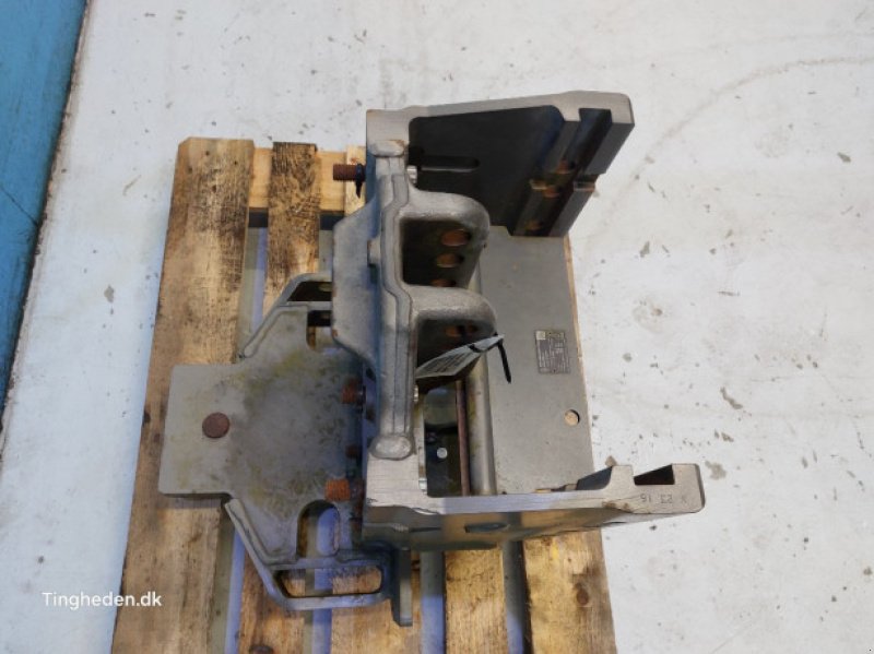 Anhängevorrichtung des Typs CLAAS Arion 600, Gebrauchtmaschine in Hemmet (Bild 14)