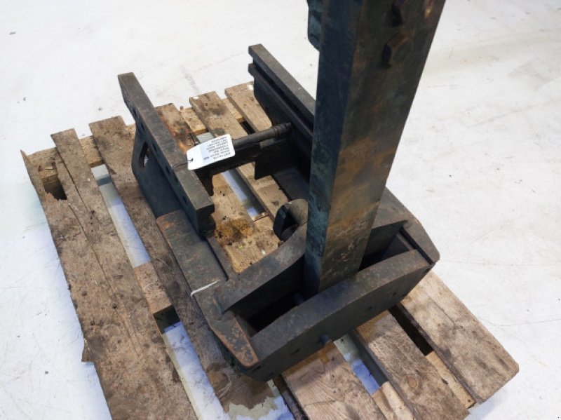 Anhängevorrichtung typu CLAAS Axion 840, Gebrauchtmaschine v Hemmet (Obrázek 7)