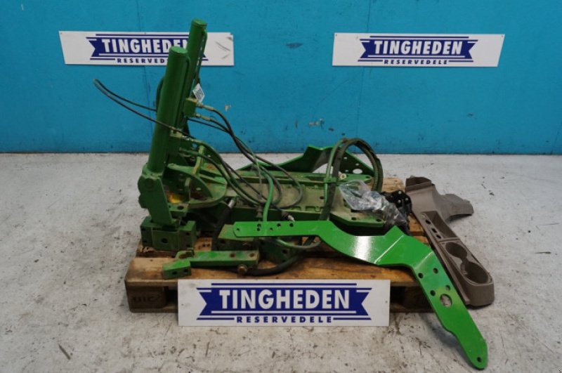 Anhängevorrichtung des Typs John Deere 8235R, Gebrauchtmaschine in Hemmet (Bild 1)