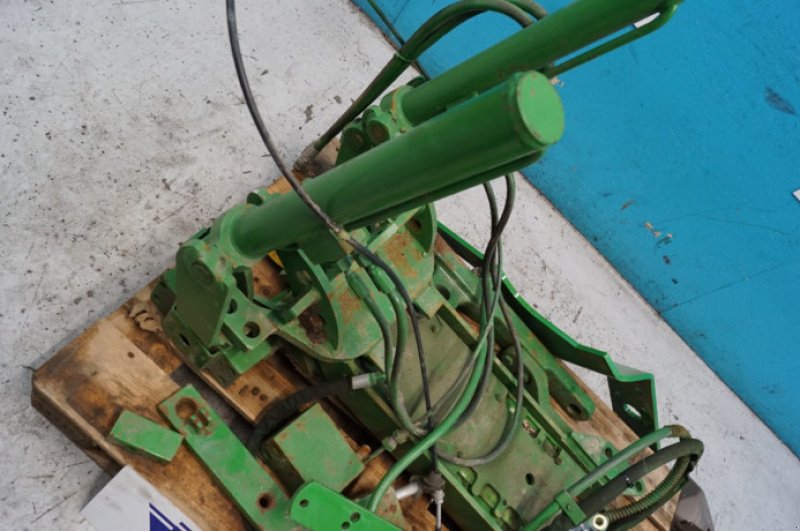 Anhängevorrichtung des Typs John Deere 8235R, Gebrauchtmaschine in Hemmet (Bild 3)