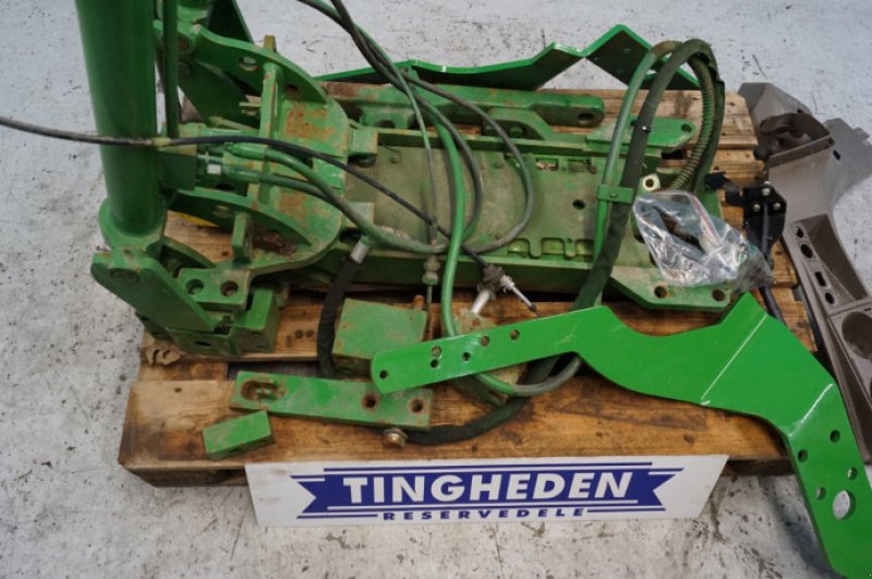 Anhängevorrichtung des Typs John Deere 8235R, Gebrauchtmaschine in Hemmet (Bild 2)