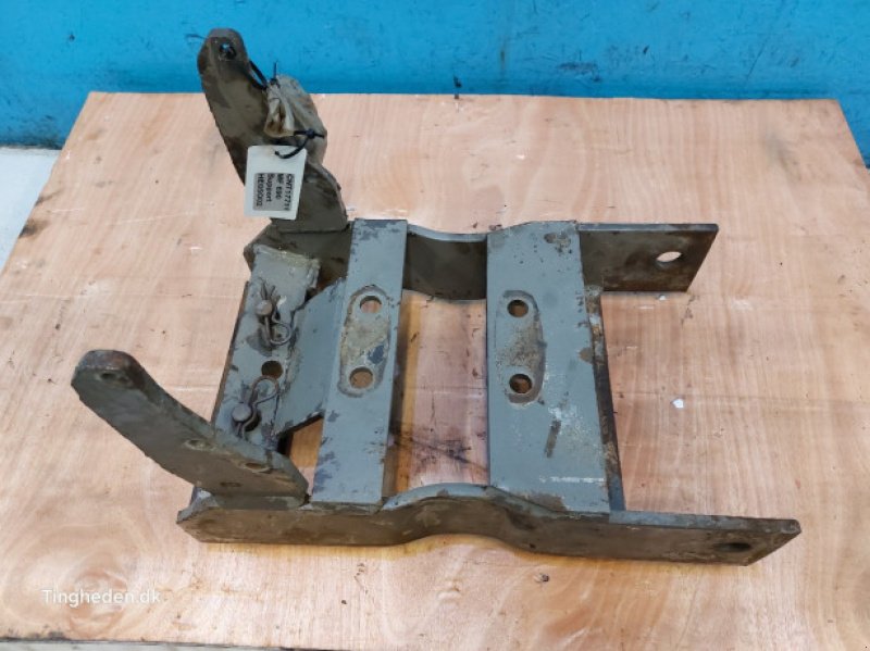 Anhängevorrichtung des Typs Massey Ferguson 690, Gebrauchtmaschine in Hemmet (Bild 2)