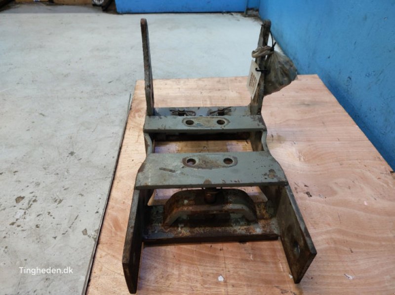 Anhängevorrichtung des Typs Massey Ferguson 690, Gebrauchtmaschine in Hemmet (Bild 11)