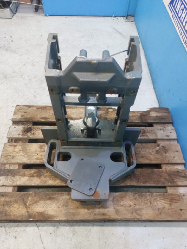 Anhängevorrichtung des Typs Massey Ferguson 7618, Gebrauchtmaschine in Hemmet (Bild 4)