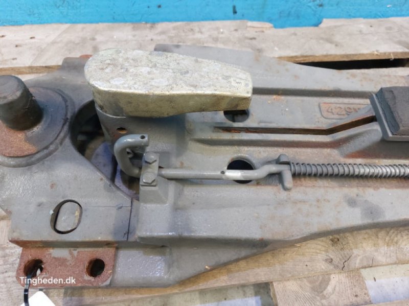 Anhängevorrichtung des Typs Massey Ferguson 8690, Gebrauchtmaschine in Hemmet (Bild 10)