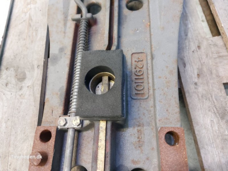 Anhängevorrichtung des Typs Massey Ferguson 8690, Gebrauchtmaschine in Hemmet (Bild 13)