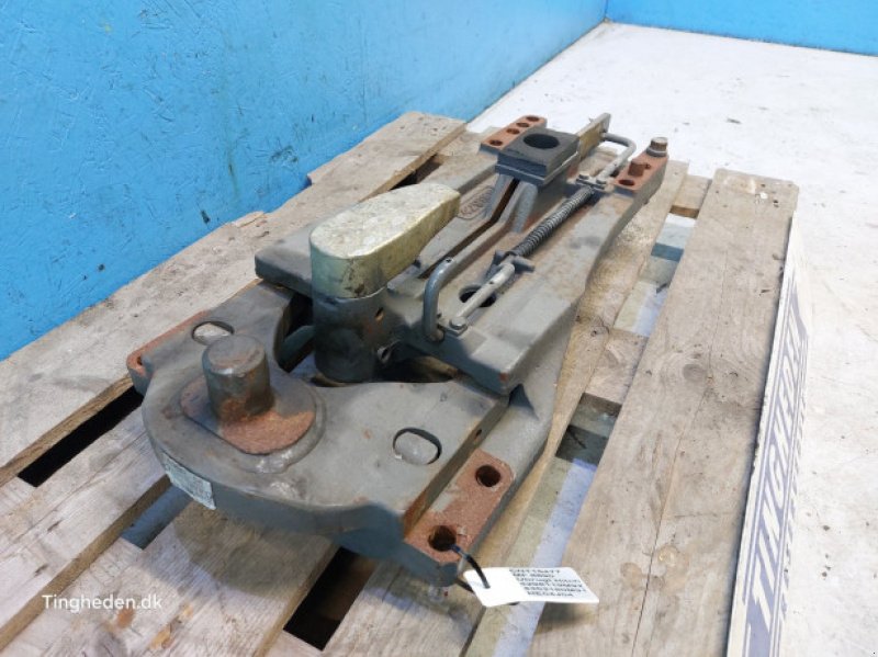 Anhängevorrichtung des Typs Massey Ferguson 8690, Gebrauchtmaschine in Hemmet (Bild 3)