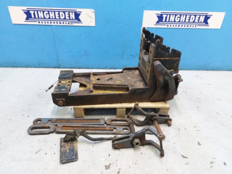 Anhängevorrichtung Türe ait New Holland 8770, Gebrauchtmaschine içinde Hemmet (resim 1)