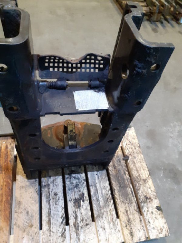 Anhängevorrichtung des Typs New Holland G170, Gebrauchtmaschine in Hemmet (Bild 4)