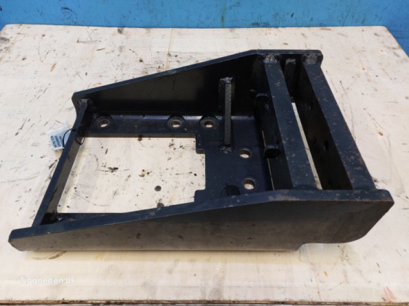 Anhängevorrichtung des Typs New Holland T6, Gebrauchtmaschine in Hemmet (Bild 2)