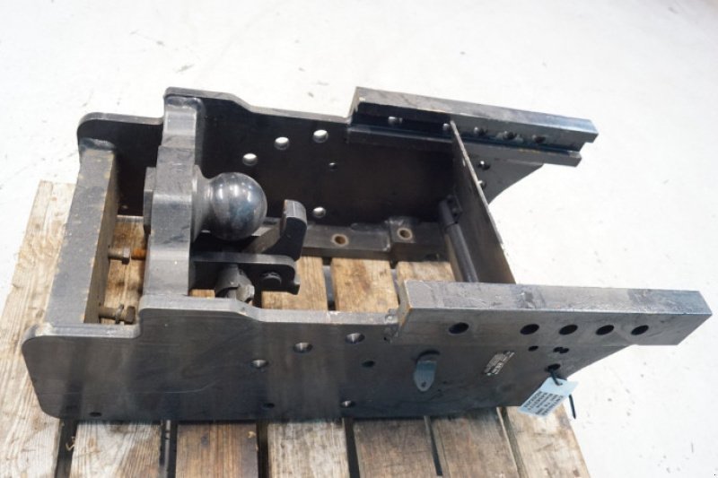 Anhängevorrichtung des Typs New Holland T8, Gebrauchtmaschine in Hemmet (Bild 11)