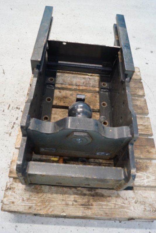 Anhängevorrichtung des Typs New Holland T8, Gebrauchtmaschine in Hemmet (Bild 9)