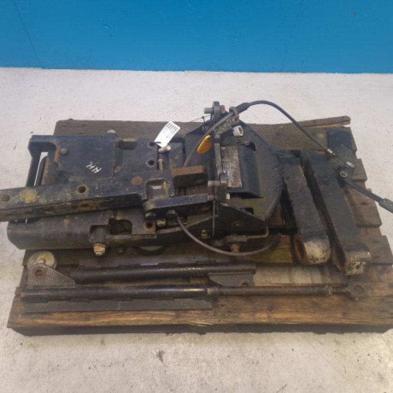 Anhängevorrichtung des Typs New Holland TS135A, Gebrauchtmaschine in Hemmet (Bild 3)