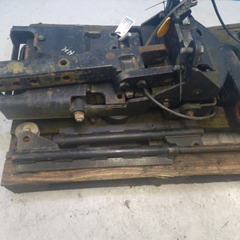 Anhängevorrichtung des Typs New Holland TS135A, Gebrauchtmaschine in Hemmet (Bild 4)