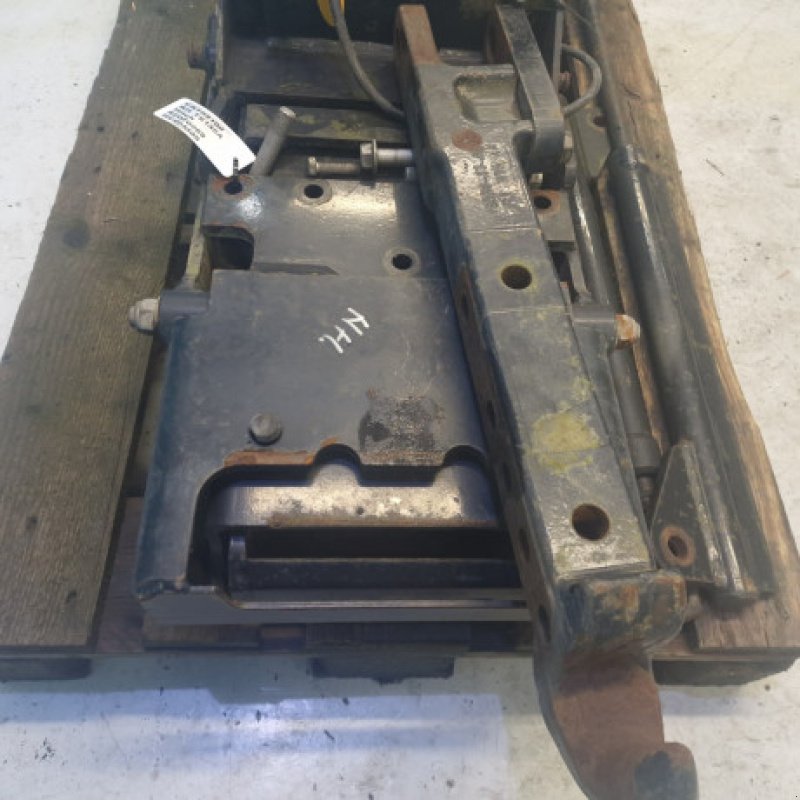 Anhängevorrichtung des Typs New Holland TS135A, Gebrauchtmaschine in Hemmet (Bild 9)
