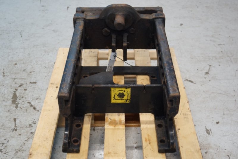 Anhängevorrichtung des Typs New Holland TVT 190, Gebrauchtmaschine in Hemmet (Bild 2)