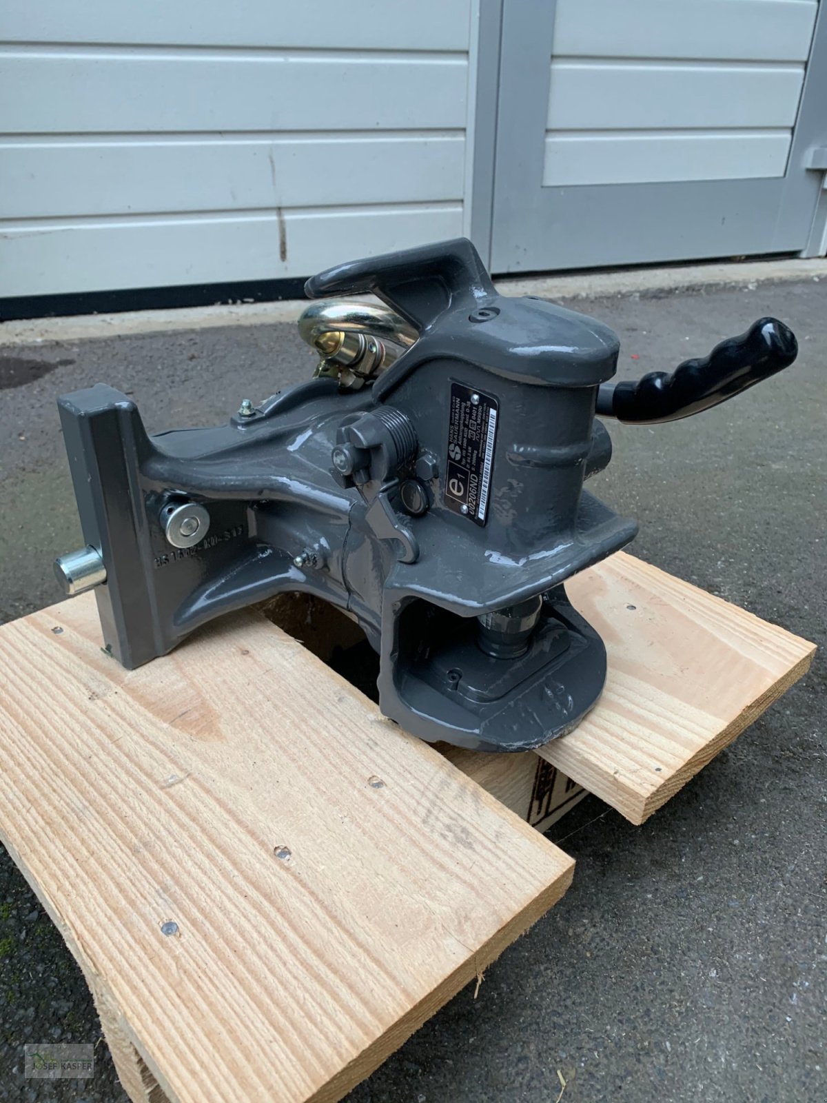 Anhängevorrichtung типа Sauermann Anhängekupplung 31,2er Schlitten, 38er Bolzen, Neumaschine в Alitzheim (Фотография 5)