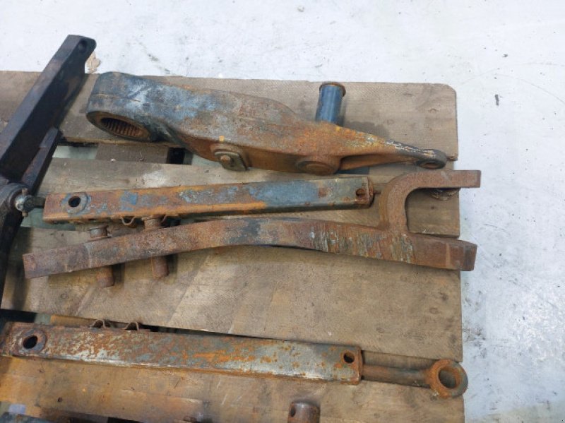 Anhängevorrichtung des Typs Valtra T213, Gebrauchtmaschine in Hemmet (Bild 8)