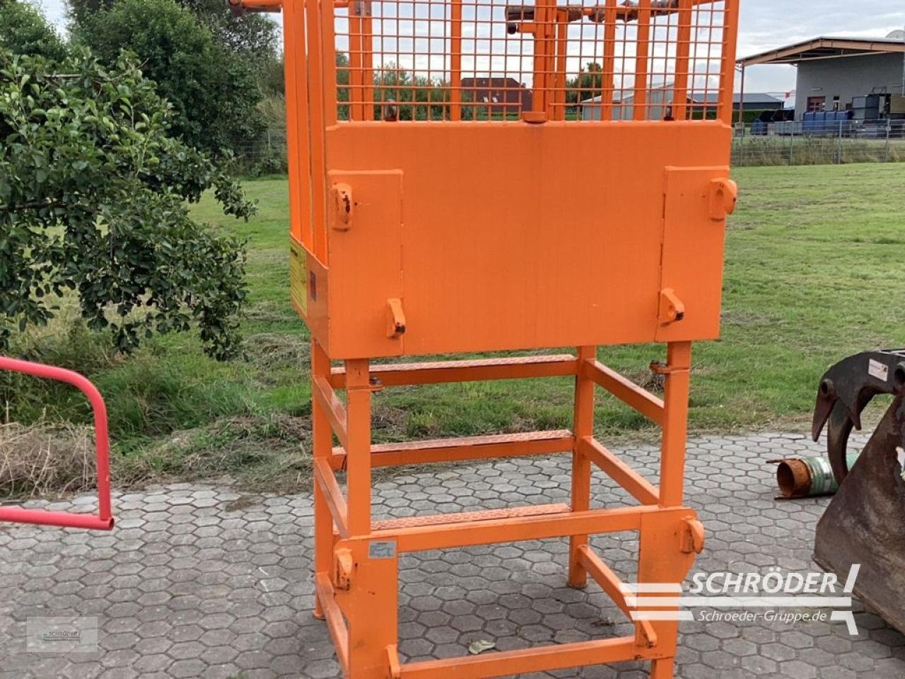 Arbeitsbühne tipa Düvelsdorf 1,10 M, Neumaschine u Westerstede (Slika 3)