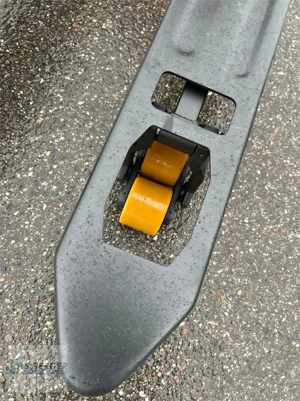 Arbeitsbühne des Typs EP L154, Gebrauchtmaschine in Schierling (Bild 6)