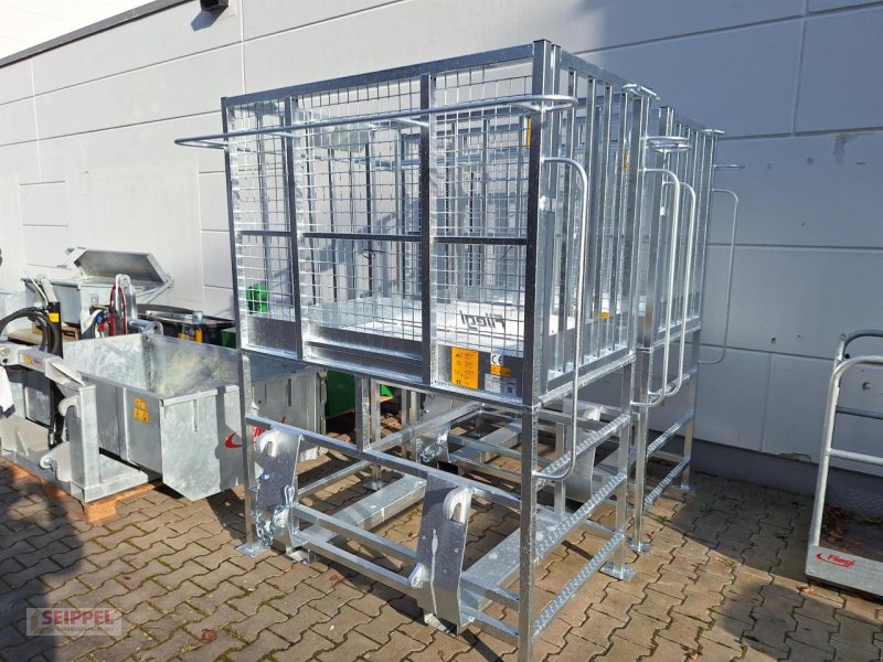 Arbeitsbühne tipa Fliegl Arbeitsbühne hoch zn, Neumaschine u Groß-Umstadt