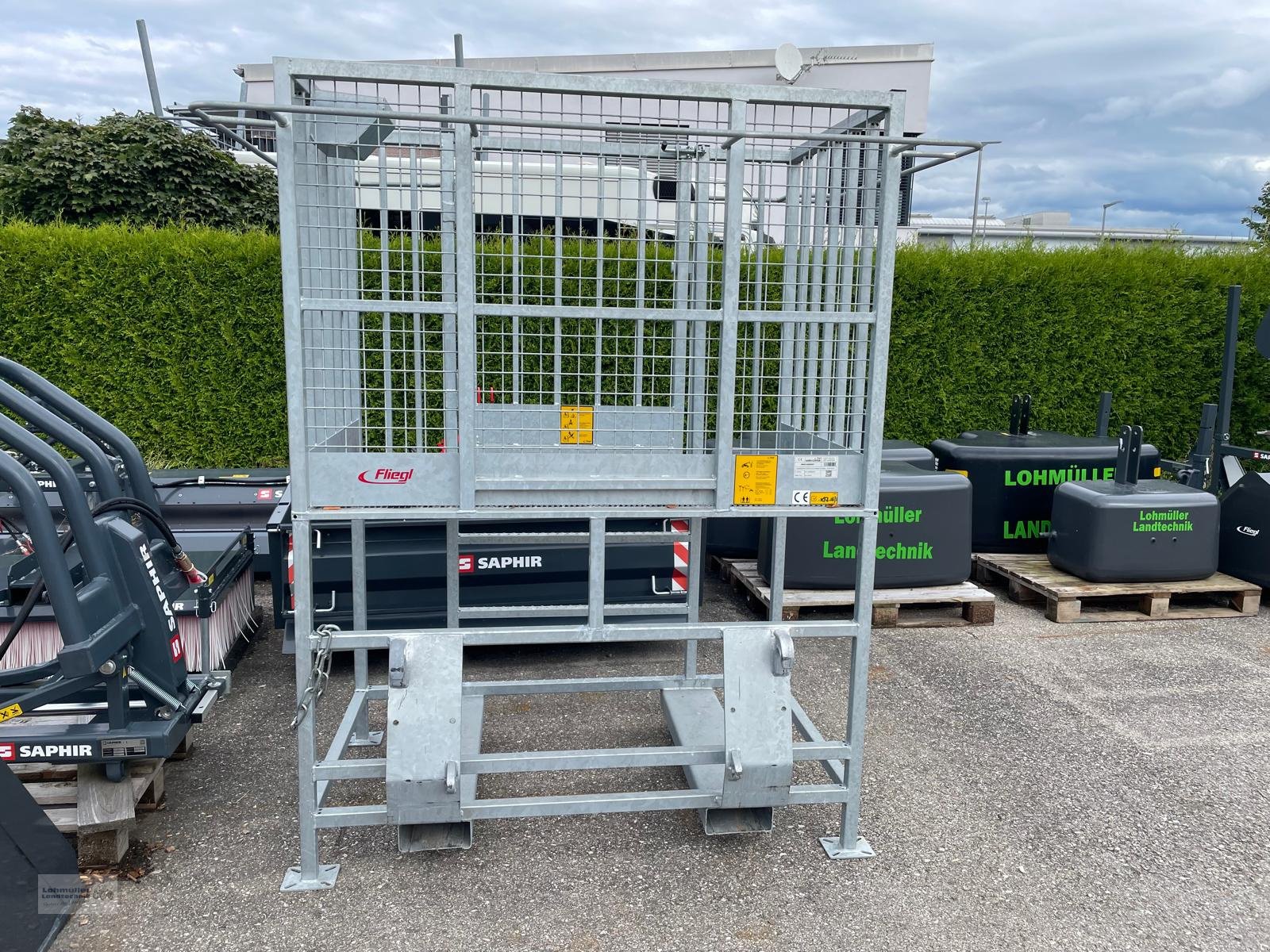 Arbeitsbühne tip Fliegl Arbeitsbühne Hoch, Neumaschine in Traunreut (Poză 1)