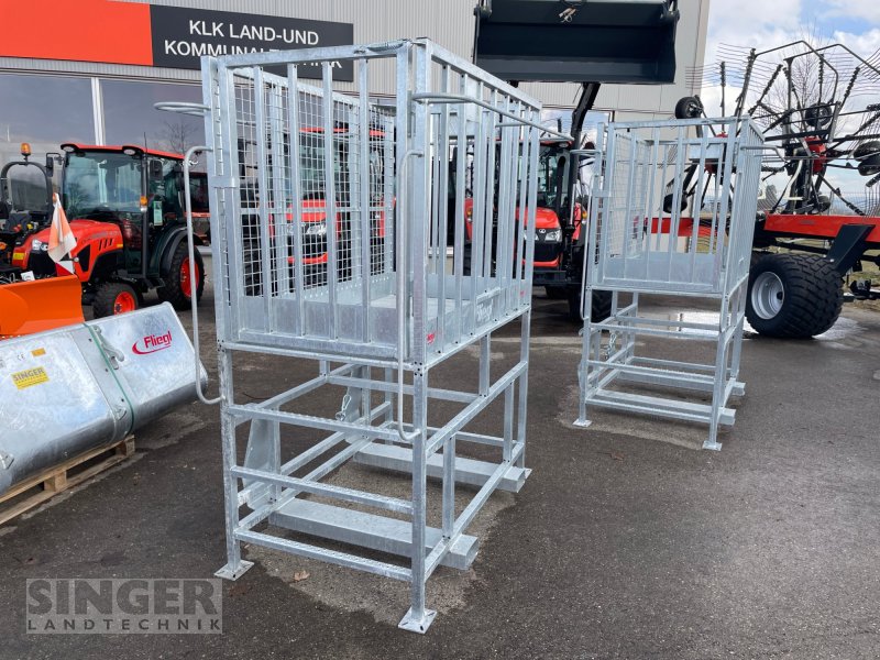 Arbeitsbühne typu Fliegl Arbeitsbühne hoch, Neumaschine w Ebenhofen