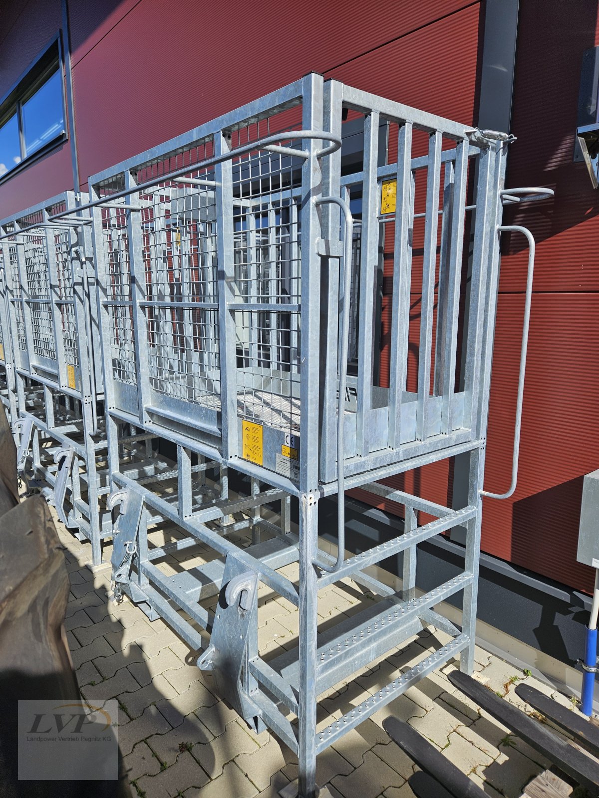 Arbeitsbühne от тип Fliegl Arbeitsbühne hoch, Neumaschine в Hohenau (Снимка 2)