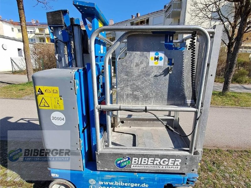 Arbeitsbühne от тип Genie GR 12, Gebrauchtmaschine в Schierling (Снимка 1)