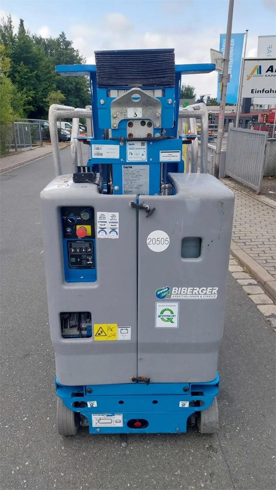 Arbeitsbühne типа Genie GR 12, Gebrauchtmaschine в Schierling (Фотография 3)