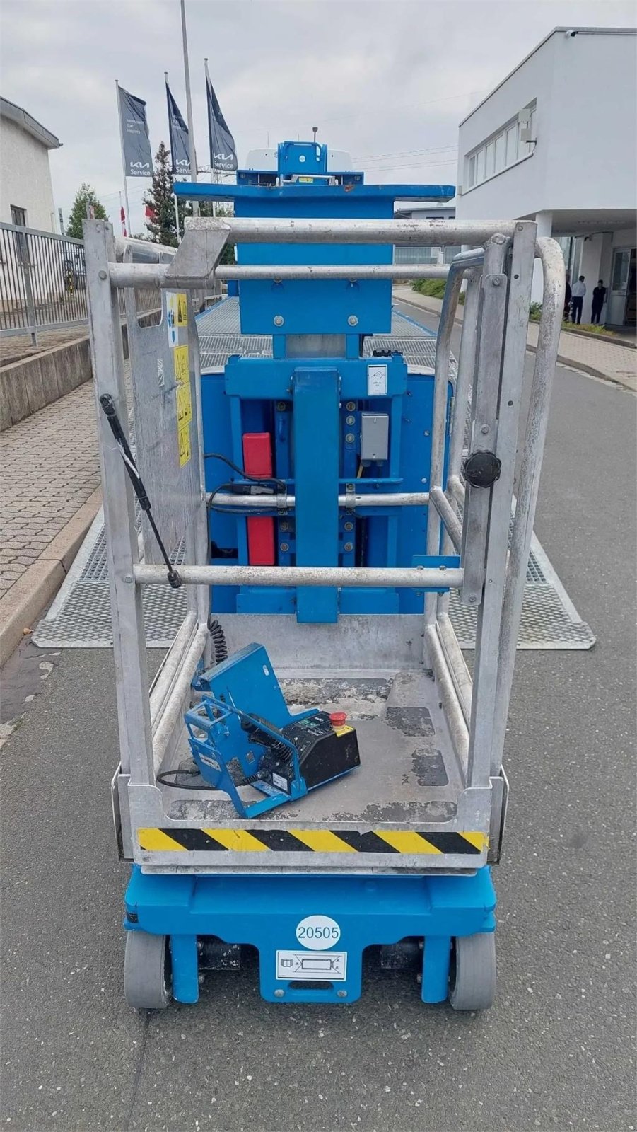 Arbeitsbühne типа Genie GR 12, Gebrauchtmaschine в Schierling (Фотография 4)