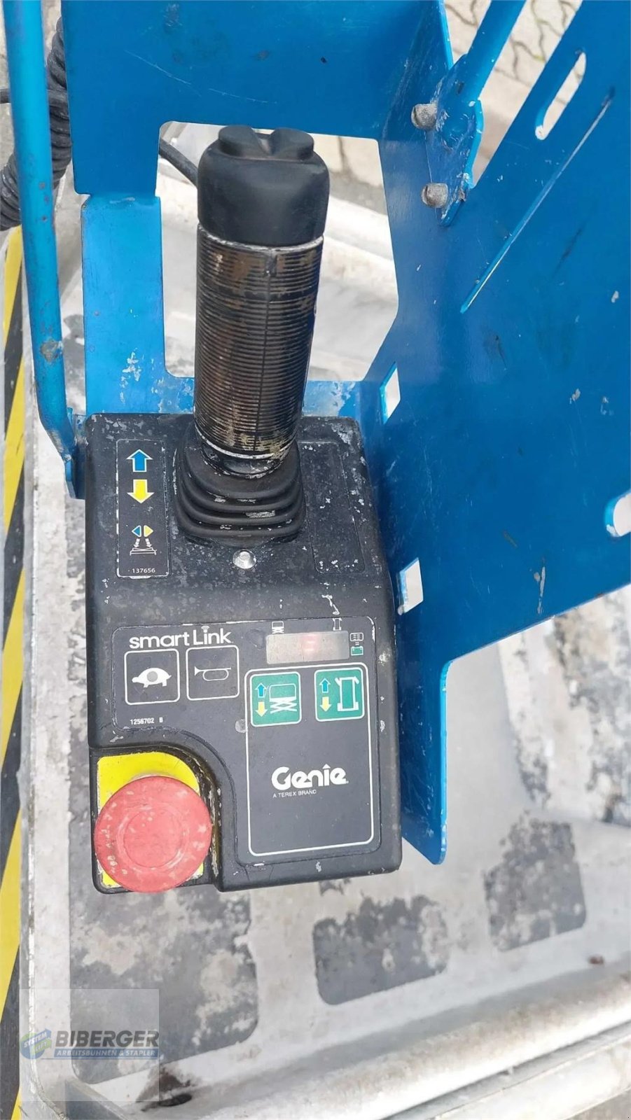 Arbeitsbühne от тип Genie GR 12, Gebrauchtmaschine в Schierling (Снимка 7)