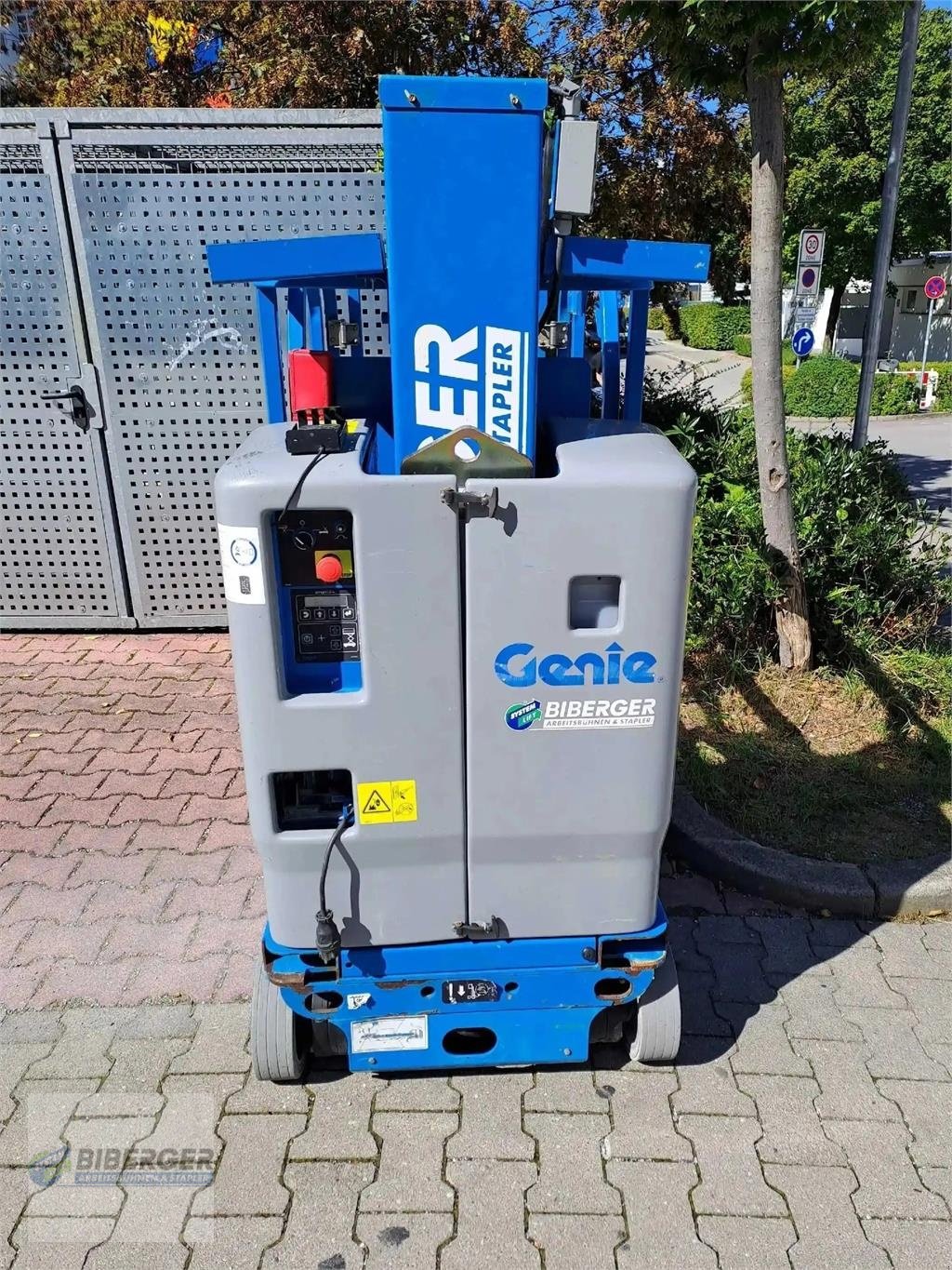 Arbeitsbühne от тип Genie GRC 12, Gebrauchtmaschine в Schierling (Снимка 3)