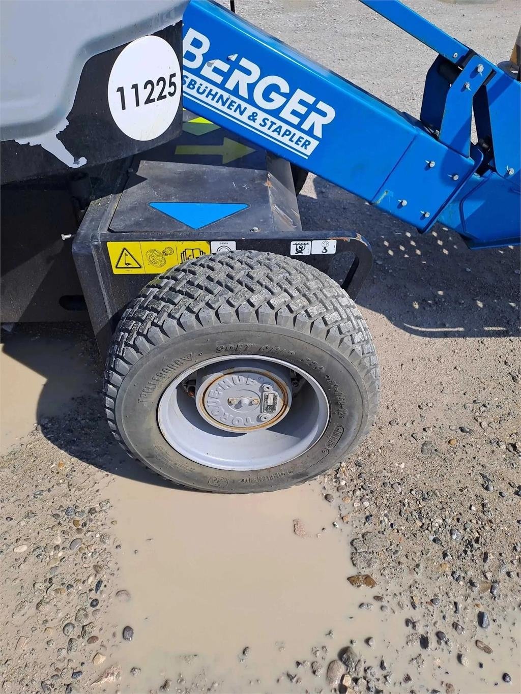 Arbeitsbühne des Typs Genie Z33/18, Gebrauchtmaschine in Schierling (Bild 7)