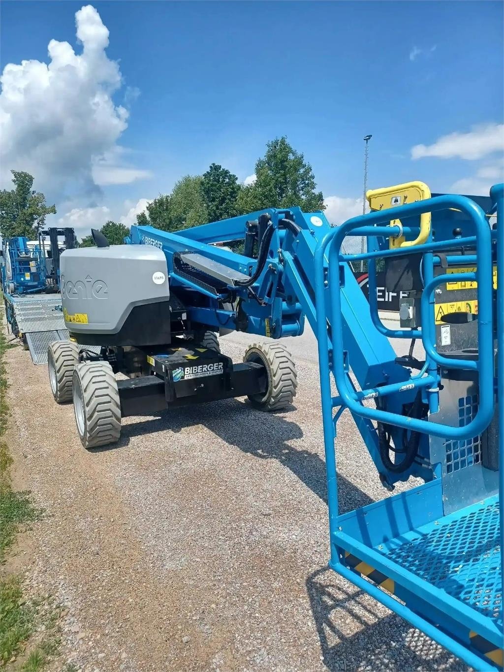 Arbeitsbühne des Typs Genie Z45 XC, Gebrauchtmaschine in Schierling (Bild 3)