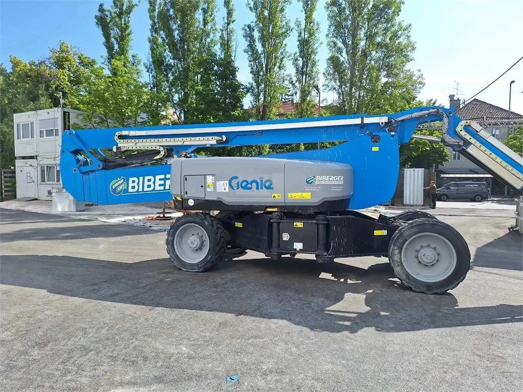 Arbeitsbühne van het type Genie ZX 135/70, Gebrauchtmaschine in Schierling (Foto 4)