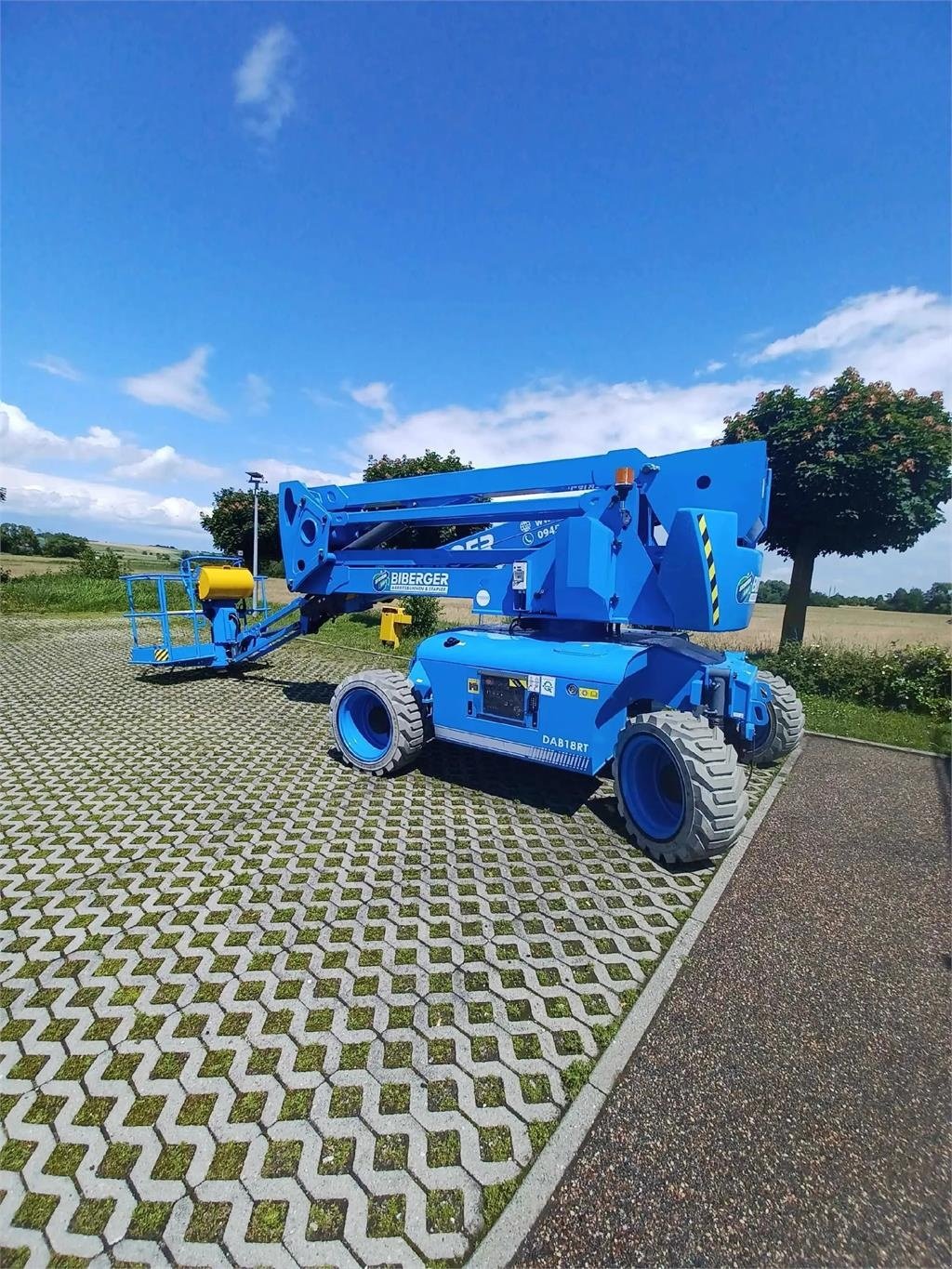 Arbeitsbühne du type Magni DAB 18 RT, Gebrauchtmaschine en Schierling (Photo 3)