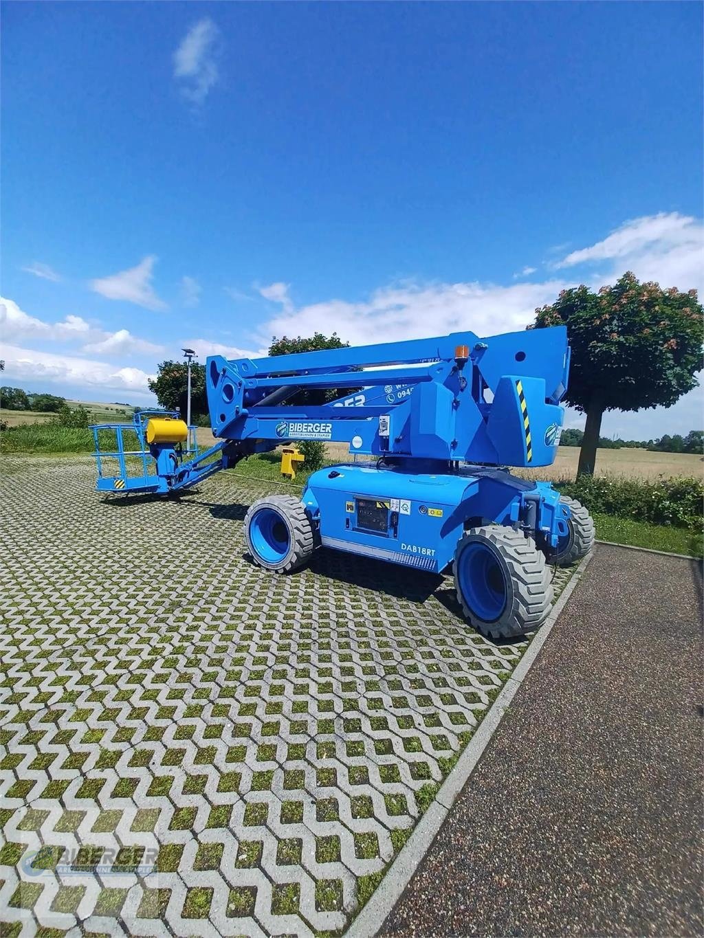 Arbeitsbühne типа Magni DAB 18 RT, Gebrauchtmaschine в Schierling (Фотография 3)