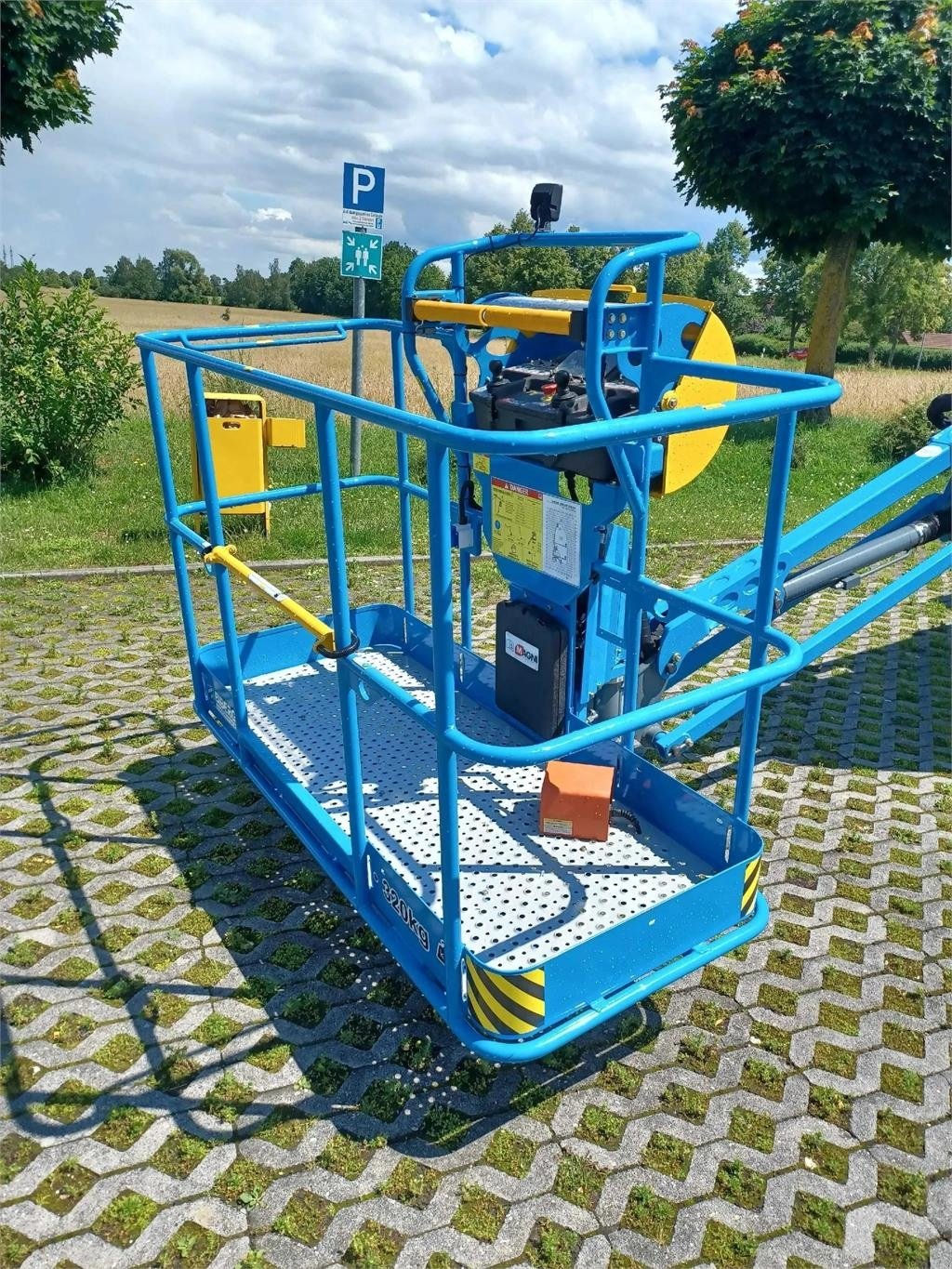 Arbeitsbühne типа Magni DAB 18 RT, Gebrauchtmaschine в Schierling (Фотография 9)