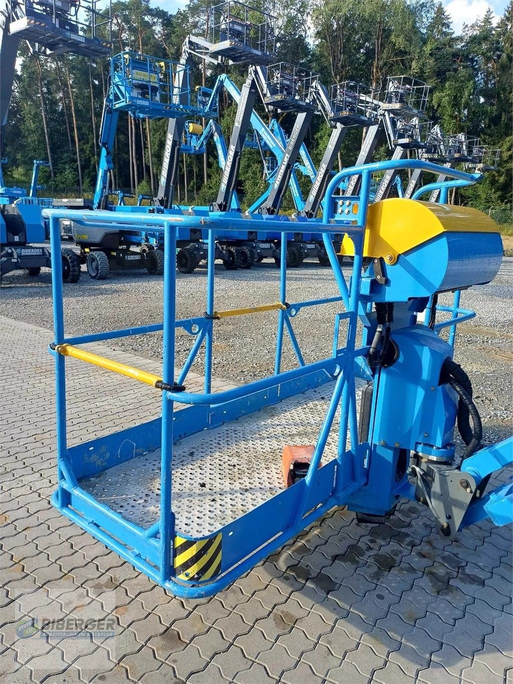 Arbeitsbühne des Typs Magni DAB 28 RT, Gebrauchtmaschine in Schierling (Bild 11)