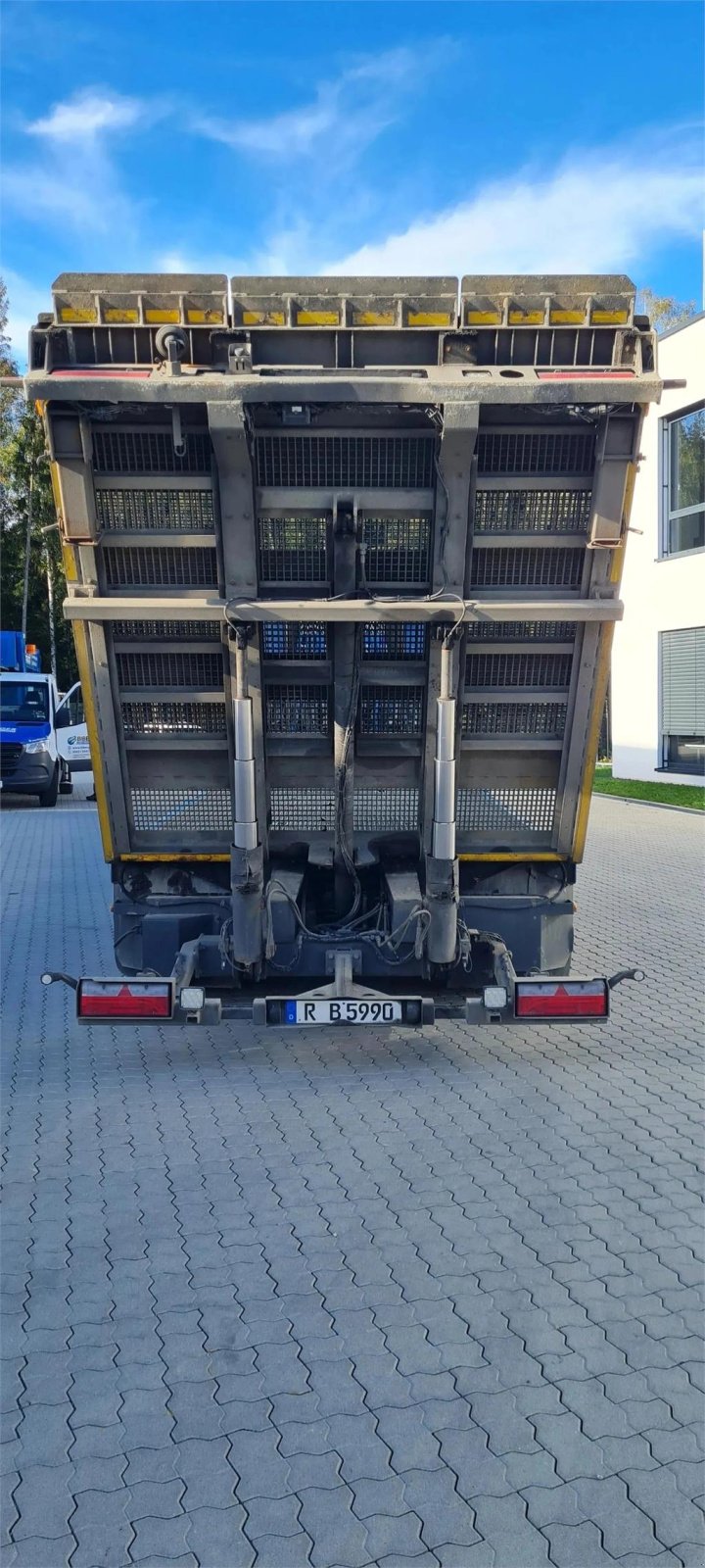 Arbeitsbühne a típus Meusburger 3-Achs Sattel Heckabsenker, Gebrauchtmaschine ekkor: Schierling (Kép 9)