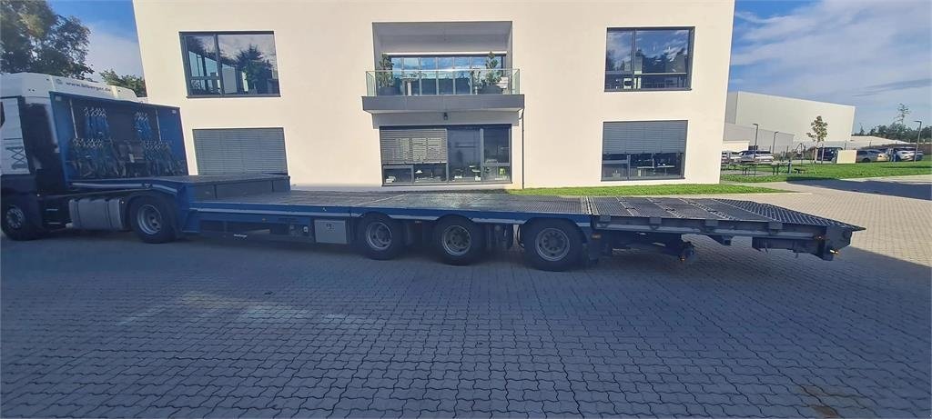 Arbeitsbühne del tipo Meusburger 3-Achs Sattel Heckabsenker, Gebrauchtmaschine en Schierling (Imagen 4)