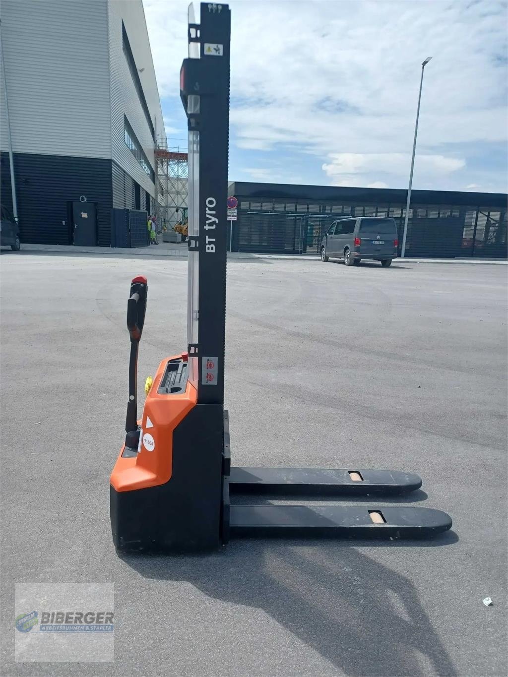 Arbeitsbühne van het type Toyota BT SHE100, Gebrauchtmaschine in Schierling (Foto 1)