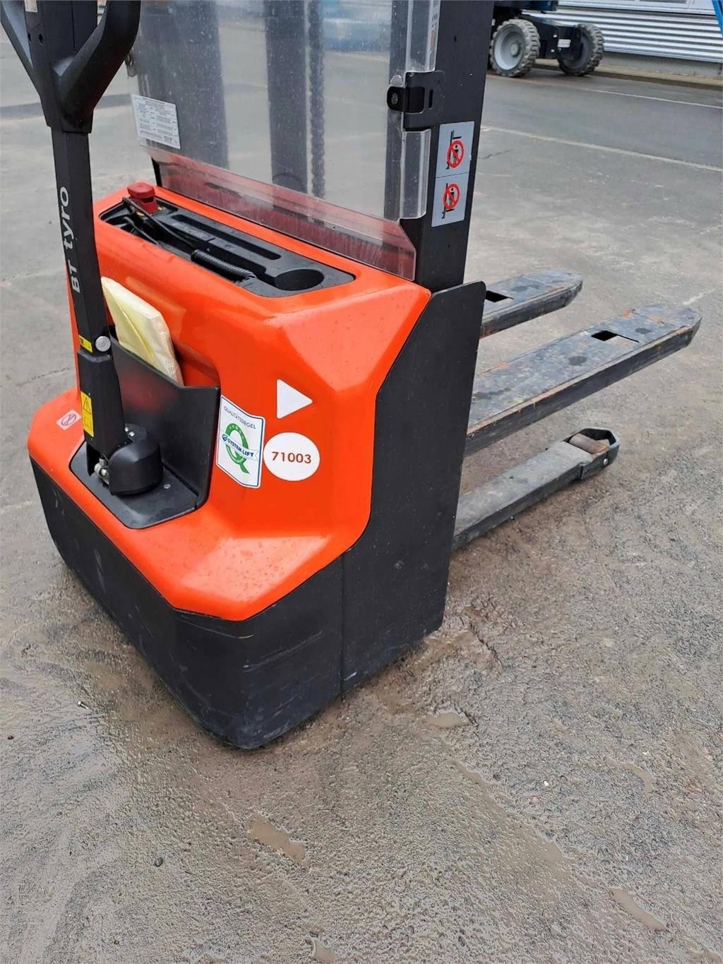 Arbeitsbühne del tipo Toyota BT SHE100, Gebrauchtmaschine en Schierling (Imagen 5)