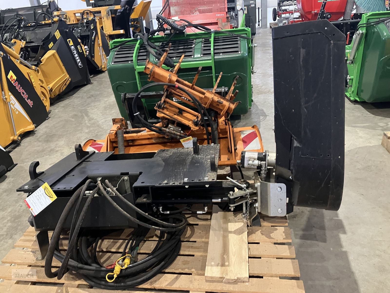 Astschere del tipo Greentec HXF 2802 + Heckenmulcher RC 132, Gebrauchtmaschine In Burgkirchen (Immagine 5)