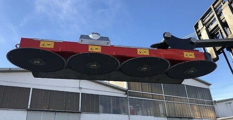 Astschere des Typs Omarv Baumsäge Astsäge Astschere Baumschere Frontladersäge, Gebrauchtmaschine in Schmallenberg (Bild 4)